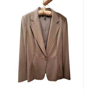 🩶 DKNY 🩶 Gray Blazer LIKE NEW!